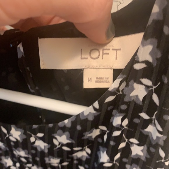 Loft Tank - Picture 2 of 4